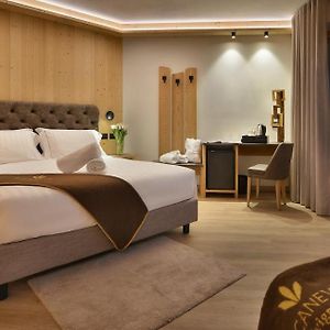 Apartament typu deluxe z łóżkiem queen-size